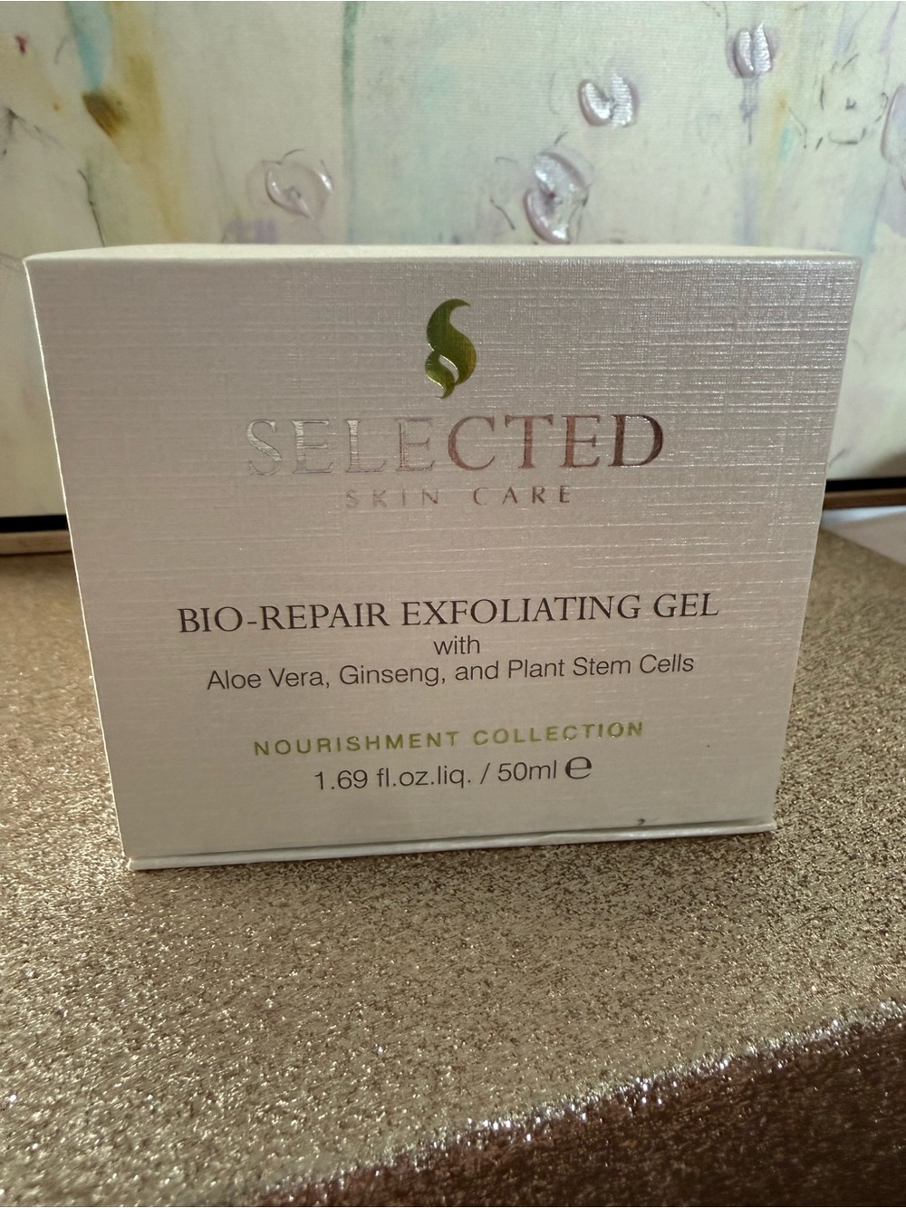NIB 1.69oz SELECTED Skin Care Bio-Repair Exfoliating Gel - White & Gold Box